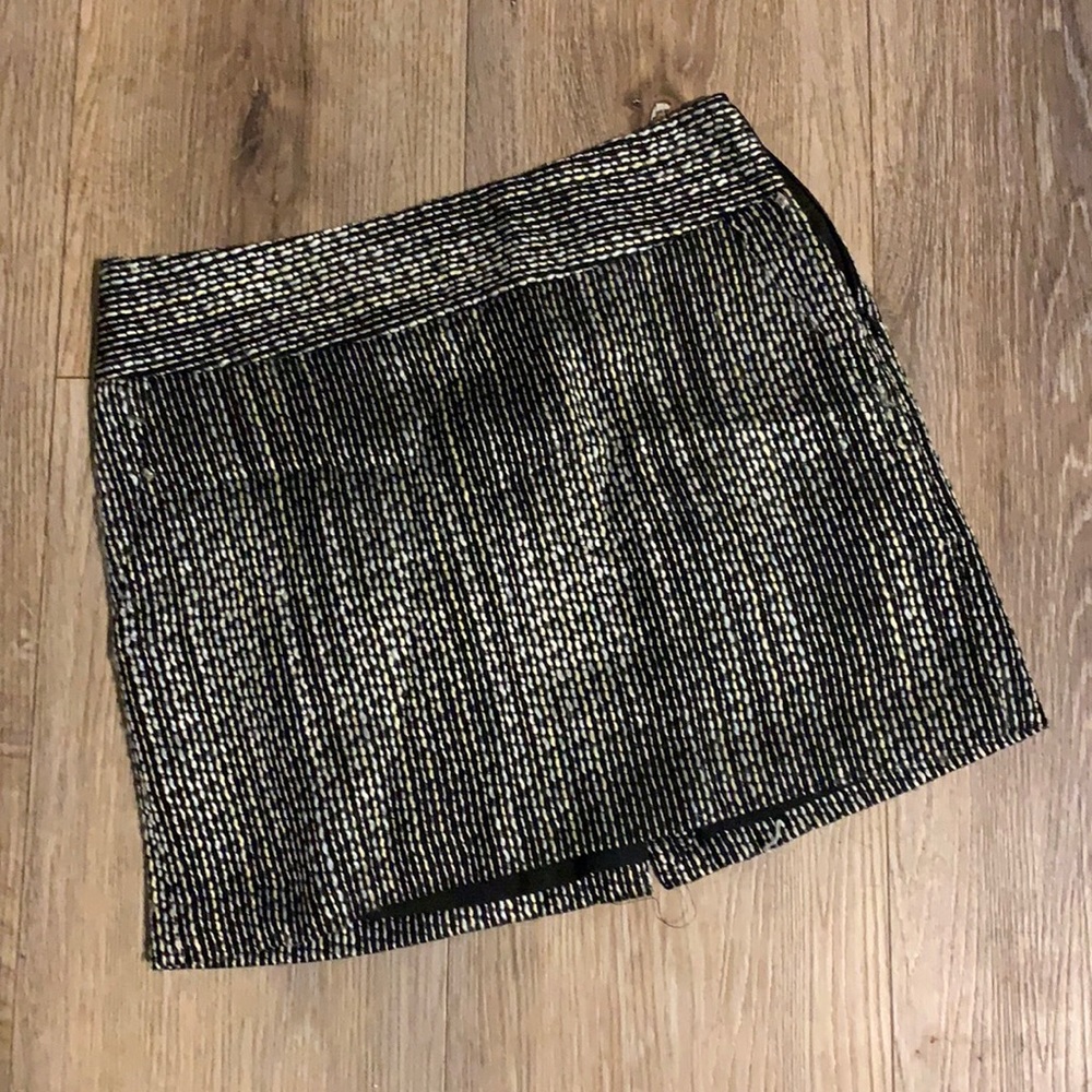 Worn once wool like mini skirt